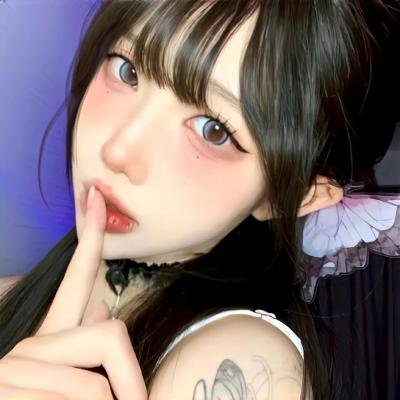 收集男人的女人 海报